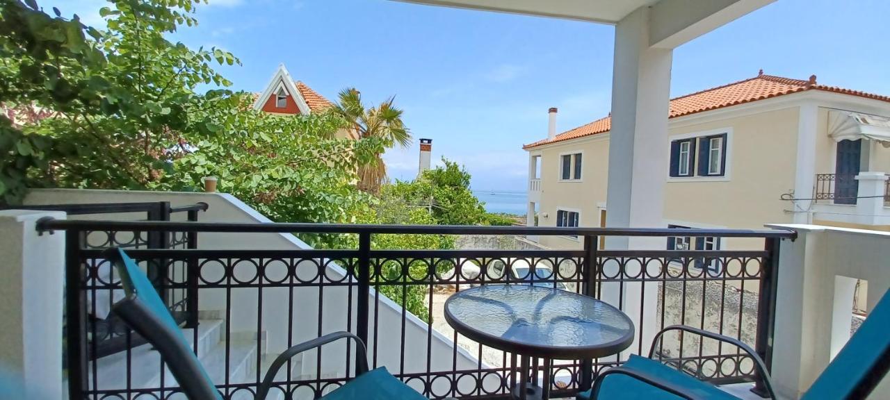 Mytilíni Seaview Luxury Apartment מראה חיצוני תמונה