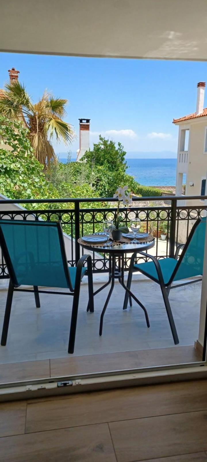 Mytilíni Seaview Luxury Apartment מראה חיצוני תמונה